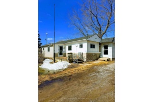 Discover this charming 3 bedroom mobile home, featuring numerous upgrades, nestled in a fantastic park along a scenic water route to Scugog.