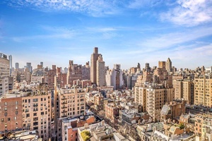Upper East Side Experience refined city living in this stunningly renovated 2 bedroom, 2.