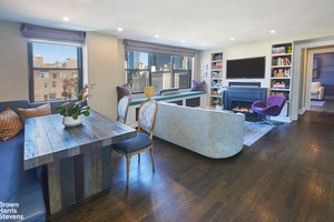 KEY TO THE PARK High in the sky with sweeping views of Gramercy Park and beyond, this meticulously renovated classic 2 bedroom 2 bath offers its occupants Gramercy living at ...