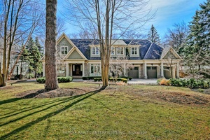 Nestled in the prestigious Whiteoaks 1600 Jalna Avenue is an executive family home blending classic elegance w modern sophistication.