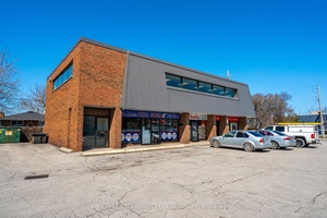 Fantastic opportunity to lease this 2500 sq.