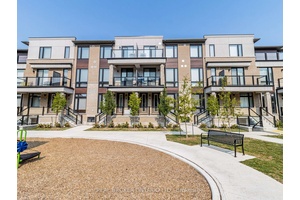 Welcome to 45 Knotsberry Circle 45 A Stunning Modern Townhome Nestled in the heart of the highly desirable Bram West.