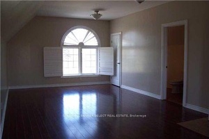 Lovely Studio Loft Apartment In A Custom Built Home On The Edge Of Bolton.