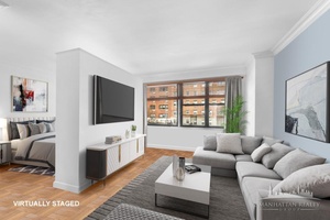 Perfectly situated at the corner of 74th Street and 3rd Avenue, this full service luxury co op offers outstanding financial stability and incredibly low monthly maintenance fees.