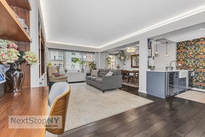 This beautifully renovated and spacious 2 bedroom, 2 bathroom apartment offers a flexible layout with a dining alcove that can easily be converted into a third bedroom or home office ...