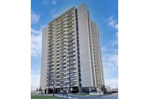 Welcome to this spacious, bright, south east exposure unit !