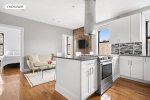 Impeccably designed and fully renovated, this 2 bedroom HDFC home boasts incredibly low maintenance of just 416 per month.