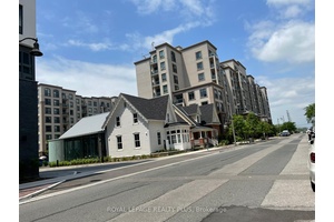 High Exposure Location Ideal for Retail, Office, Clinic, or Restaurant.