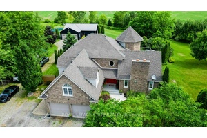 Beautiful and secluded 19.