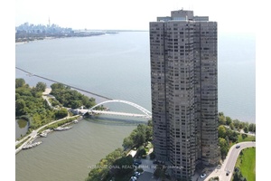 Higher floor with breathtaking views of Lake Ontario and Humber Bay River.