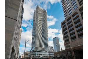 Luxury Condo In Prestigious Downtown Wellesley On The Park Central Downtown.