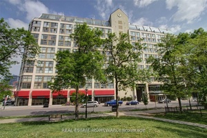 Bright amp ; Spacious Beautiful 1 Bdrm With Open Solarium Den.