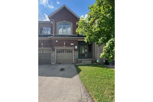 Gorgeous 4Bedrm, 3. 5 Bathg Freehold Townhome In Oakville Prestigious Joshua Creek Neighbourhood.
