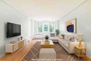 Were you searching for a renovated two bedroom Junior 4 with a balcony, on the border of Kensington and Midwood ?