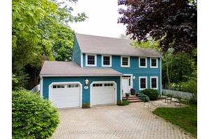 Waterfront Living ! Welcome to 47 Vera street.