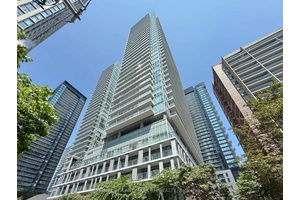 Bright amp ; Spacious 2 bedroom 2 bathroom in central midtown by Pemberton.