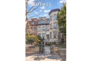 Welcome home to this surprising and sophisticated one bedroom apartment, perfectly situated in a beautifully preserved 1885 limestone on Clinton Hill s historic mansion row.