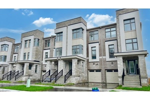 Modern 2 Year Old 3 Bedroom Townhome for Lease in Richmond Hill !