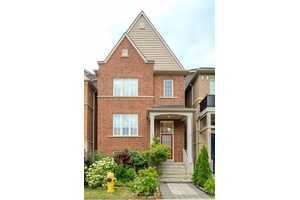 Discover this beautifully maintained 3 2 bedroom, 3.