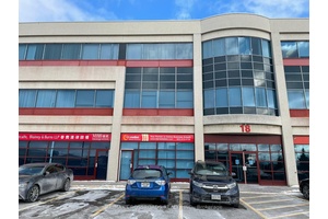 Excellent Location in Warden 14th Ave.