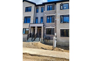 Welcome to this stunning, newly built 3 bedroom Den, 3 bath home by esteemed builder Cachet Homes, located in the desirable community of Brantford.