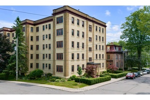 Welcome to Unit 302 at 67 Sydenham Street in the historic Annandale building, located in the heart of Sydenham Ward.