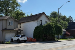 Massive Lot, Separate Entrance, Fantastic Flip or Rental Opportunity !