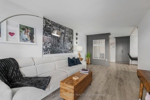 Absolute show stopper ! Corner Unit !