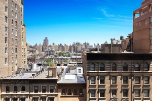 CLASSIC SIX SPONSOR UNIT NO BOARD APPROVAL Pre War Charm Flexible Layout Prime Museum Block A rare sponsor unit offering at 118 West 79th Street, Apartment 9B is a classic ...