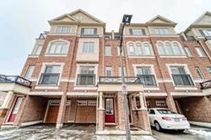 Bright and Spacious 3 Stories Townhouse With 4 bedrooms, 3 Bathroom.