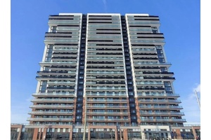 Welcome to this high rise beautiful apartment in North Oshawa !
