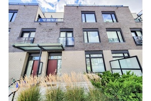 Welcome to The Towns at Parkside Village City Centre's most vibrant and luxurious enclave in the heart of downtown Mississauga.