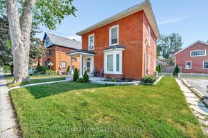 Prime East End Belleville location, directly across from the Corby Park Rose Garden !
