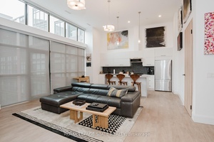 Welcome to this lovely lower penthouse at the iconic Royal Connaught, a beautifully preserved piece of Hamiltons history right in the heart of downtown.