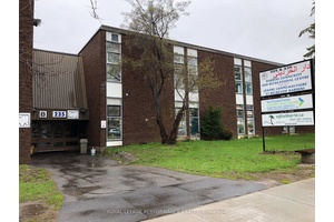 School space. 5 class rooms.
