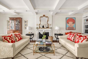 Classic Upper East Side 8 4 bedrooms, 4 baths.