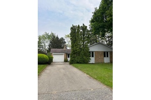 Excellent Location. Three bedroom basement suite with above grade windows available for rent in the beautiful Victoria Village, North York community near Eglinton Ave and Victoria Park intersection.
