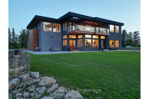 Nestled on a private 24. 82 acre ravine lot, this breathtaking escarpment estate offers glorious design, unparalleled serenity, and some of the most exquisite views The Blue Mountains has to ...