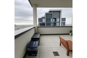 PENTHOUSE This rare luxury corner penthouse offers over 1300 sq ft of living space.