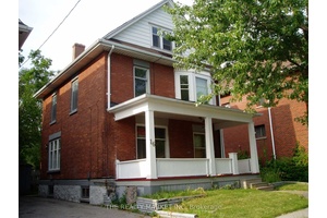 Large self contained main floor unit, downtown Oshawa, near transit, university, schools, churches, shopping, bus terminal, restaurants YMCA etc.