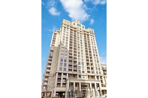 Beautiful 2Bed, 2Bath Corner Suite, South West View !