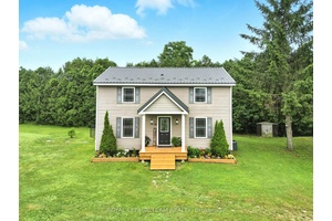 Charming amp ; Move In Ready 3 Bedroom Home !