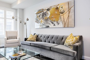Walk In and Move In This End Unit Townhome Has It All !