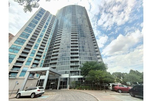 Welcome To This Spacious And Well Maintained 1 1 Condo On A High Floor !