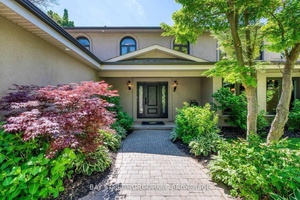 Stylish amp ; Desirable Family Home in Prestigious SE OakvilleWelcome to this extensively renovated detached residence, perfectly positioned just minutes on foot from Oakvilles finest schools and the lake.