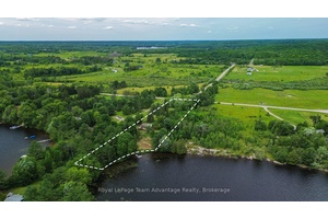 188 Natural Shoreline 1. 65 Acres 3 Beds 1 Bath 3 Season Cottage.