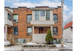 Bright amp ; Spacious 2 Bed,, 1.