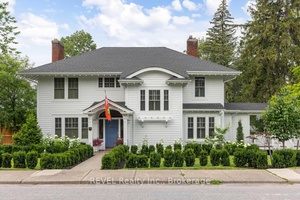 WELCOME TO YOUR LUXURY DREAM HOME IN NIAGARA !