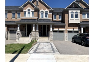 Welcome to 60 Drizzel Crescent, this stunning freehold townhome located in the desirable Oak Ridges Community of Richmond Hill.