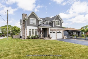 This exquisite custom built 4 1 bedroom 4.